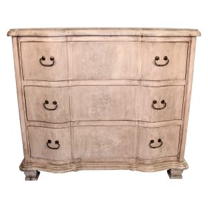 Dresser Chiesso, Charles